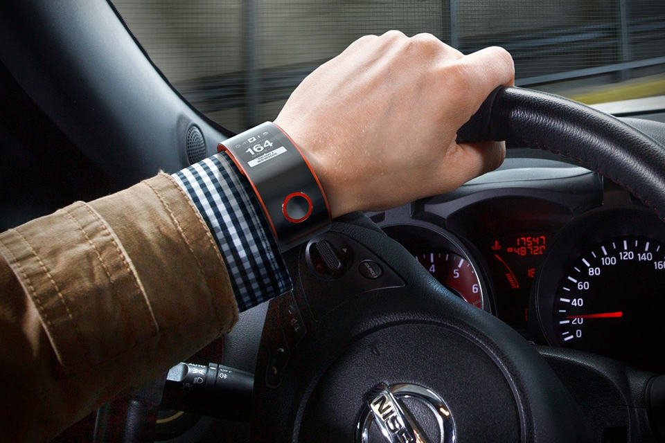 NISMO Smartwatch Concept by Nissan