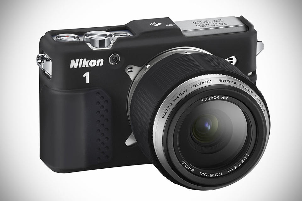 Nikon 1 AW1 Waterproof Interchangeable Lens Camera with optional skin