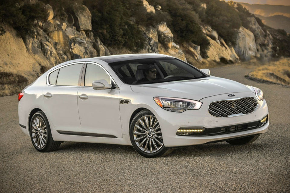 2015 KIA K900 Luxury Sedan