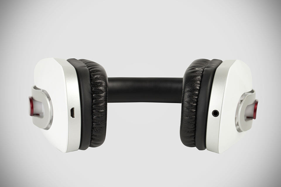 Turtle Beach iSeries Wireless Headset - i30
