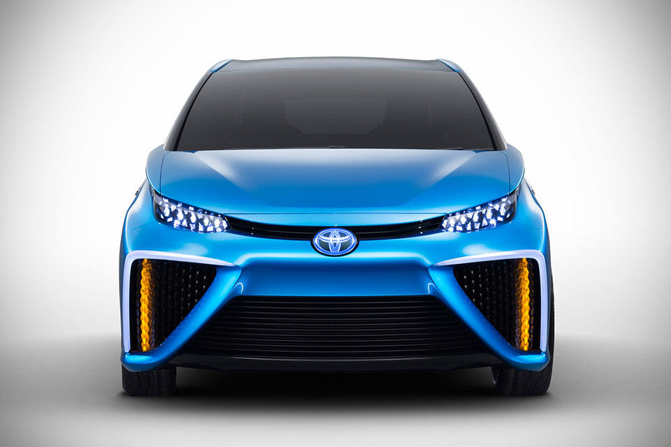Toyota Fuel Cell Vehicle Concept Sedan