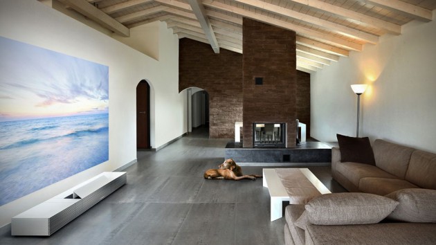 Sony 4K Ultra Short Throw Projector