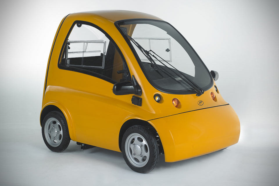 Kenguru Electric Hatchback For Wheelchair Users