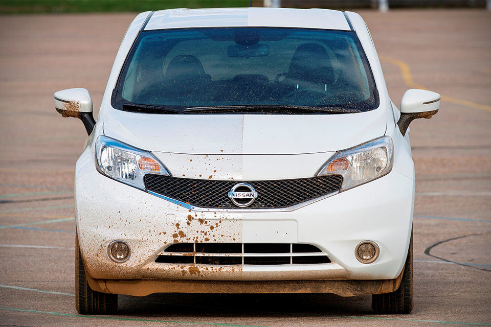 Nissan Develops The World's First Self-cleaning Car