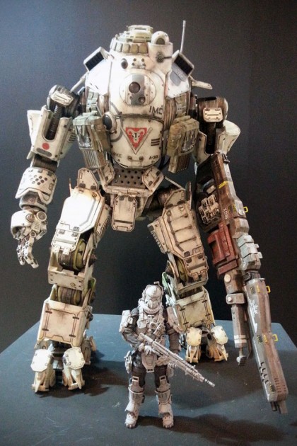 Titanfall Atlas with Pilot Action Figure By ThreeZero