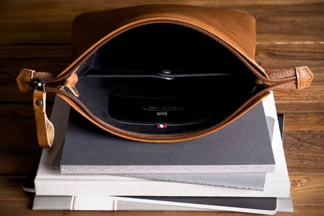 B&O Play Headphones Accessories By Hard Graft - Peak Headphone Case