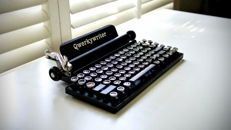 Qwerkywriter Goes Old School, Lends Vintage Typewriter Design To Modern