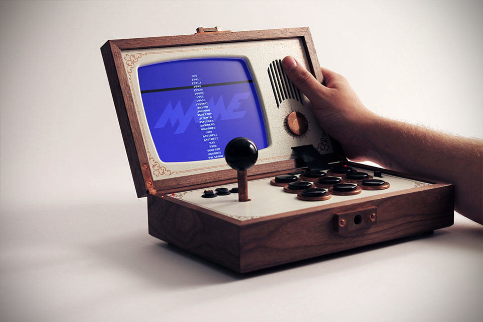 R-Kaid-R Portable Arcade Gaming Device by Love Hulten