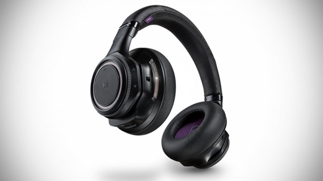 Plantronics BackBeat PRO Automatically Pause Your Music When You Remove ...