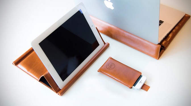 iPad Leather Case & Stand by Chivote