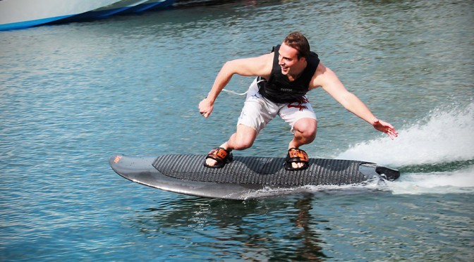 This Electric Wakeboard Lets You Wakeboard Without a Wakeboat Boat