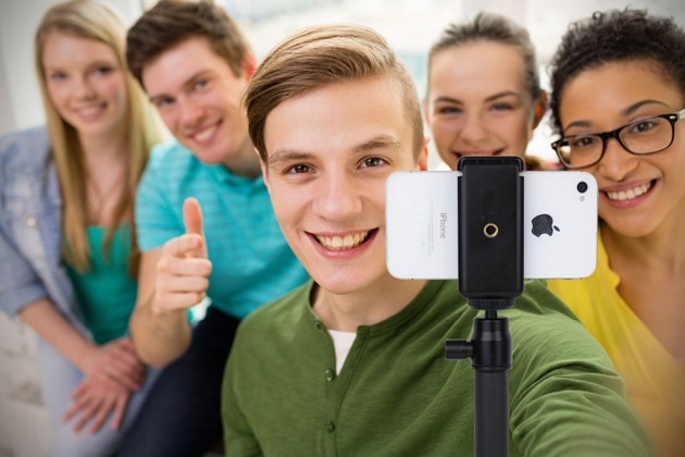 Satechi Bluetooth Smart Selfie Stick