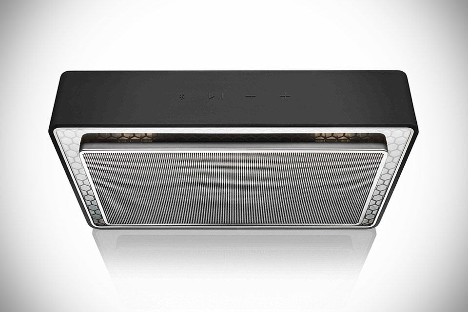 Bowers & Wilkins T7 Portable Bluetooth Speakers