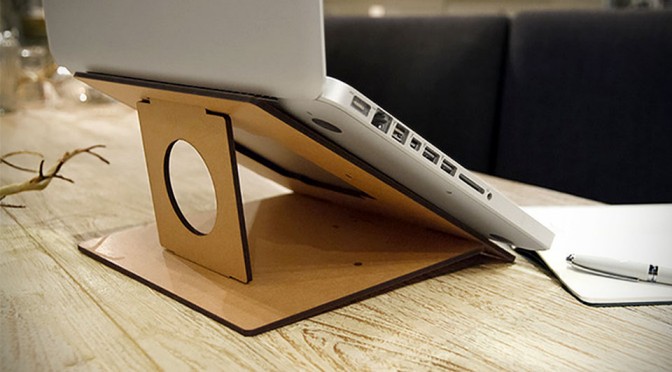 Flio Portable Wooden Laptop Stand