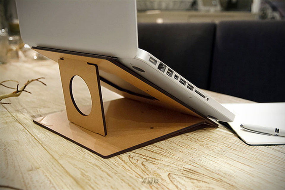 Flio Portable Wooden Laptop Stand