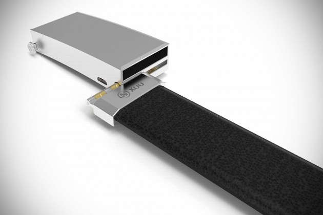 XOO Smartphone-charging Belt