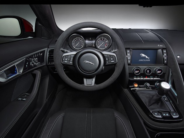 Jaguar F-Type To Get Six-speed Manual Transmission and All-Wheel Drive