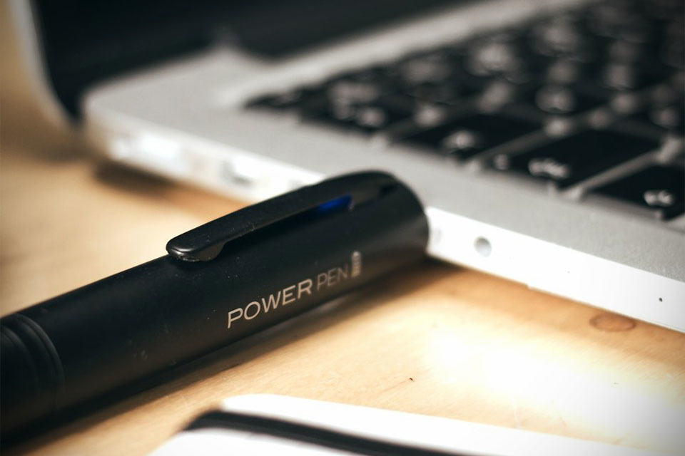 Power Pen Pen-Stylus Hybrid Portable Battery