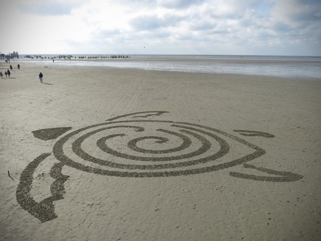 BeachBot Autonomous Sand Art Robot