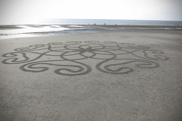 BeachBot Autonomous Sand Art Robot