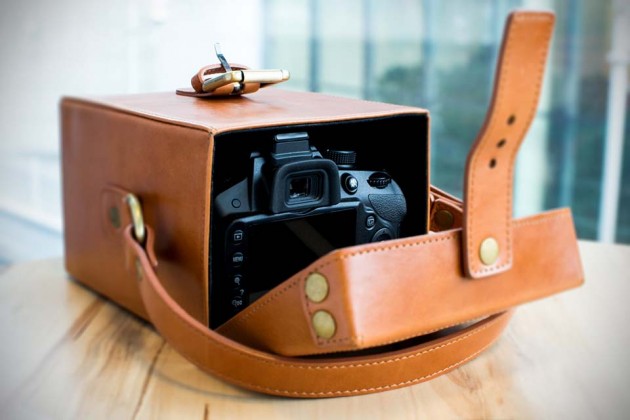 CamCarry Camera Bag by Chivote