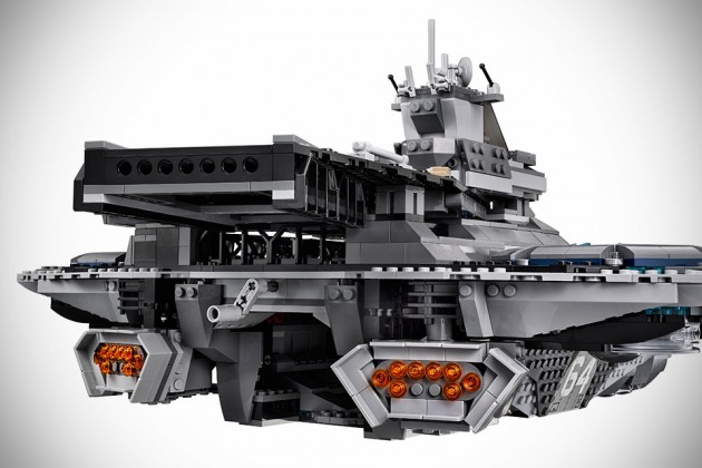 LEGO Marvel Superheroes- The SHIELD Helicarrier UCS 76042