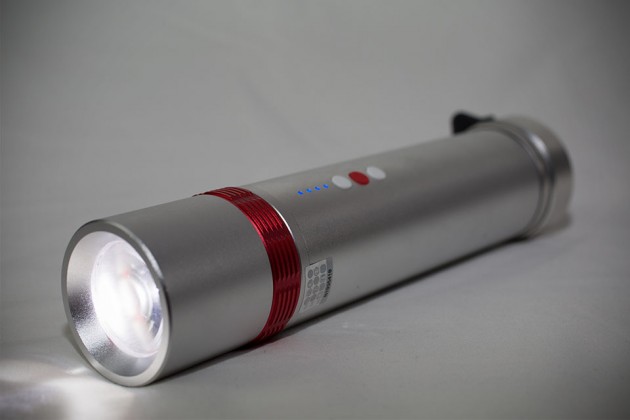 VIS Flashlight and Portable Battery by Jumper Power Banks