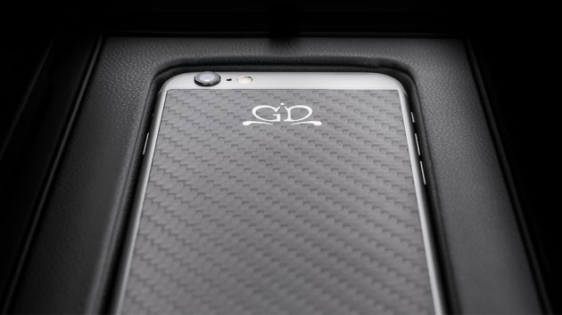 Luxury iPhone 6 by Golden Dreams - Carbon Fiber Edition Black