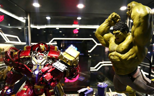 Marvel’s Avengers- Age of Ultron Exhibition in Hong Kong - Hulkbuster vs Hulk diorama