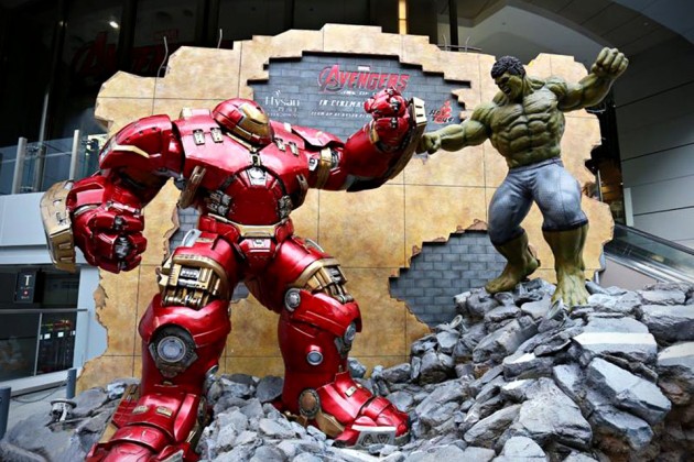 Marvel’s Avengers- Age of Ultron Exhibition in Hong Kong - Life size Hulkbuster vs Hulk
