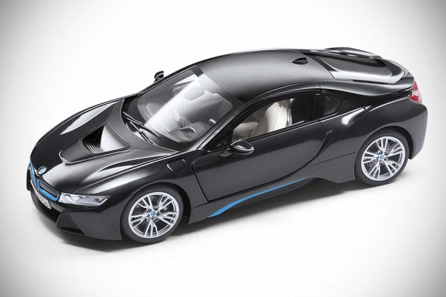 BMW i Collection Lifestyle Goods - i8 model car