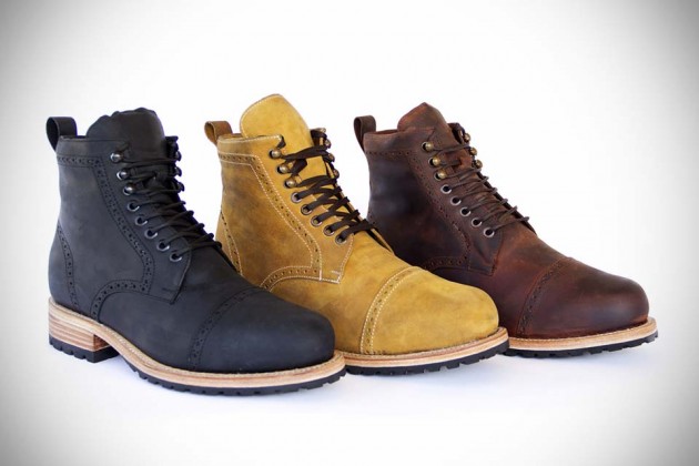 Wilcox Classic Leather Boots