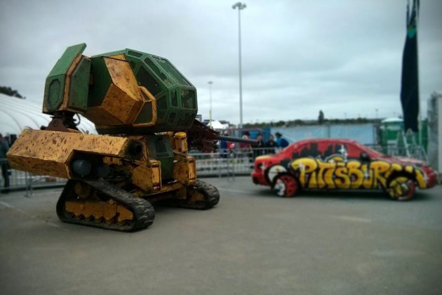 MegaBots Giant Fighting Robot