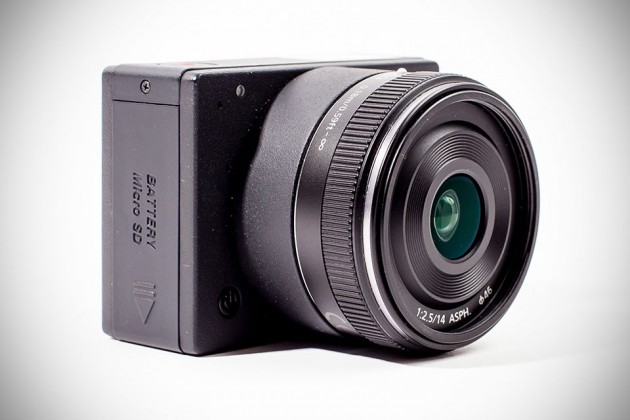 This Palm-size Camera is the World’s Smallest 4K-capable Interchangeable Lens Camera