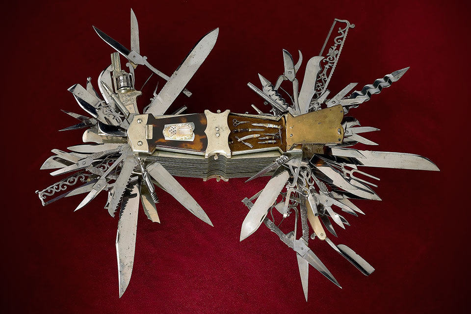 Multiblade Folding Knife