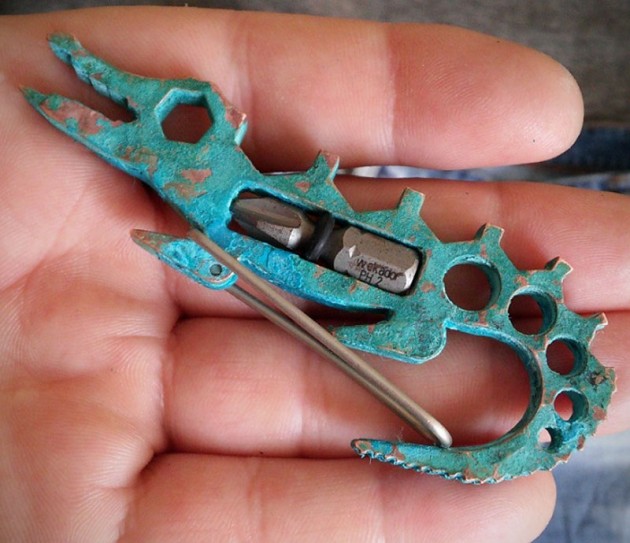 Crocobiner Multi-tool Carabiner