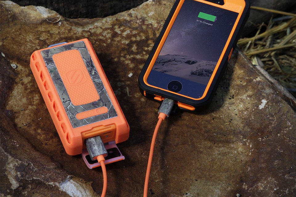 Scosche goBAT 6000 Rugged Portable Backup Battery Realtree Edition