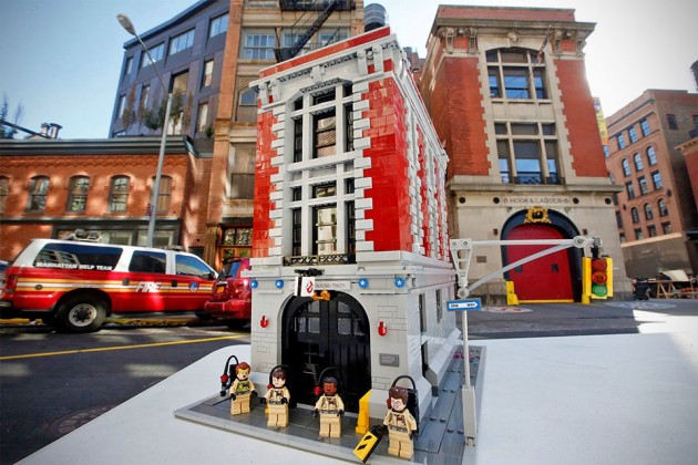 LEGO Ghostbusters Firehouse HQ Set