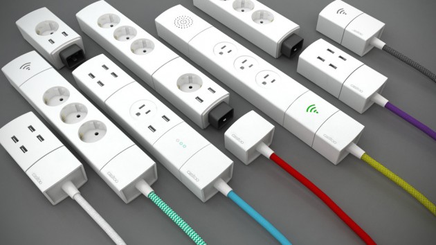 Modular Customizable Power Strip by Casitoo