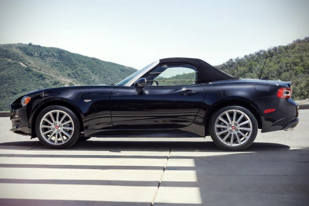 2017 Fiat 124 Spider Roadster