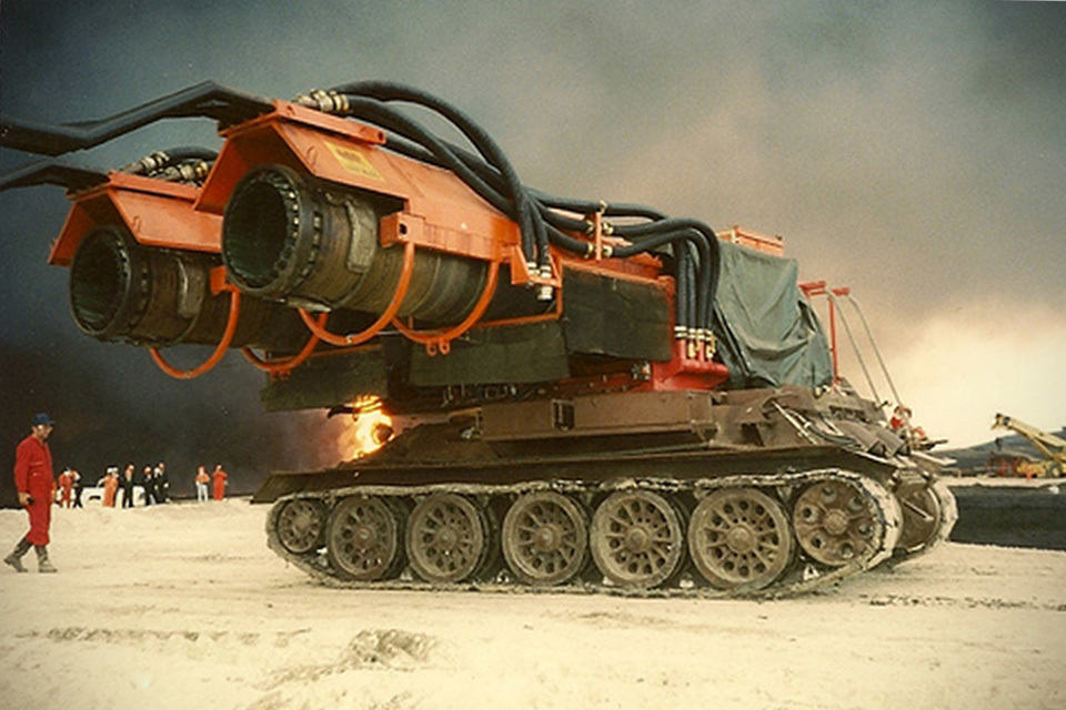 Jet Engine-equipped Fire Truck