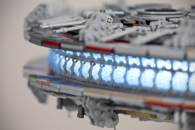 old millenium falcon lego