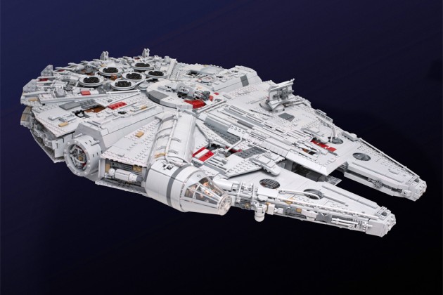 Custom LEGO Millennium Falcon by Marshal Banana