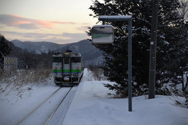 Kami-Shirataki Train Station in Hokkaido by supersoya