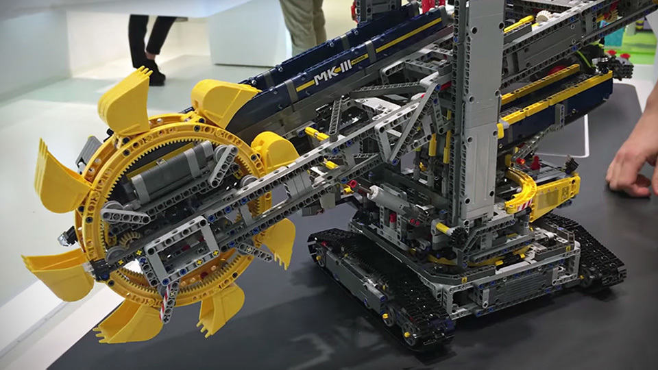 Lego Unveils Technic Porsche And Big Ass Bucket Wheel Excavator Sets 7840