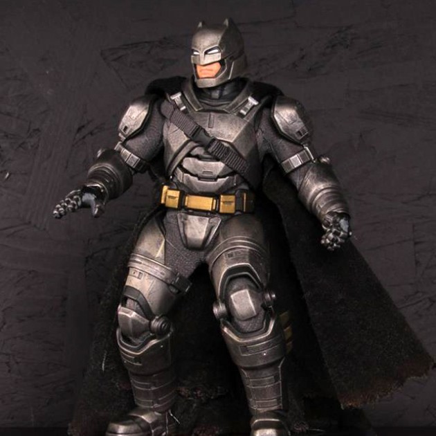 The One: 12 Collective Batman V Superman: Dawn Of Justice Action Figures