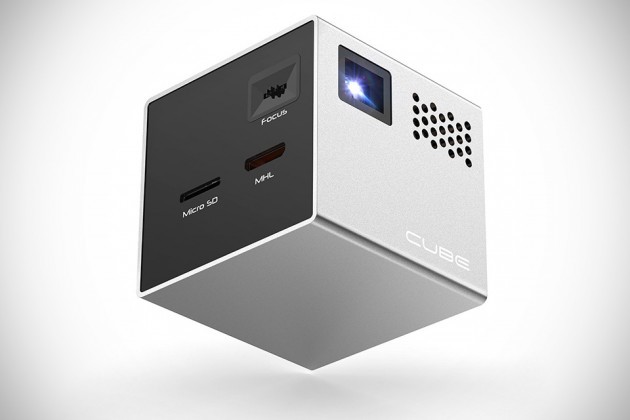 RIF6 The Cube Mobile Projector