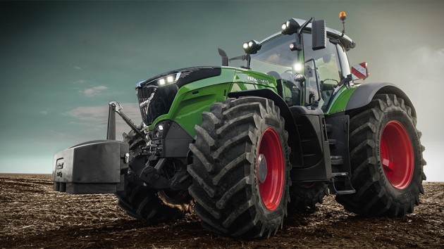 Fendt 1000 Vario Draft Tractor