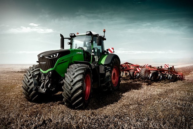 Fendt 1000 Vario Draft Tractor