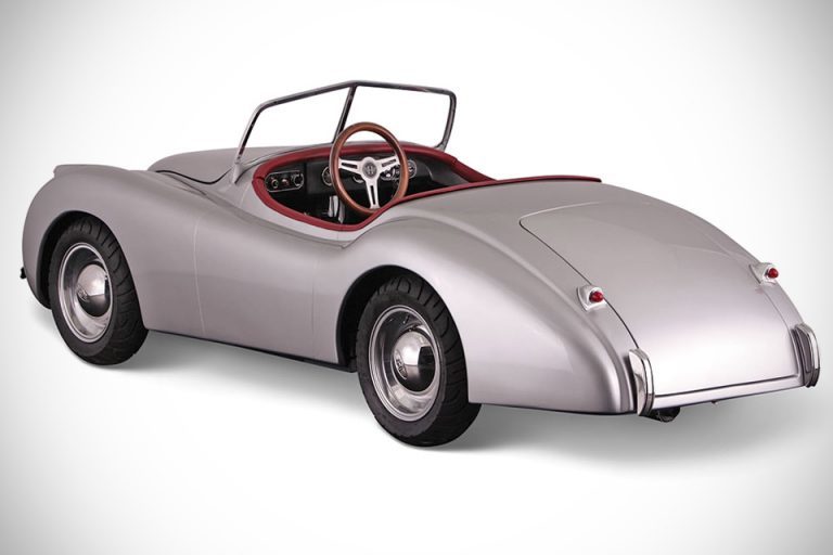 1:5 Scale Jaguar XK120 Is A Kiddie Ride For Grown Ups That Goes 38MPH